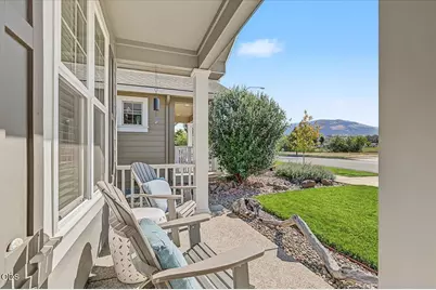 3881 Shamrock Drive, Medford, OR 97504 - Photo 10
