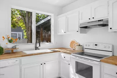 425 S Oakdale Avenue, Medford, OR 97501 - Photo 22