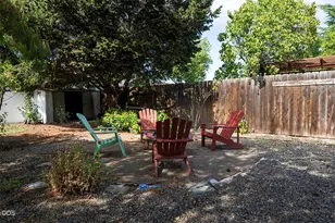 2554 Stearns Way, Medford, OR 97501 - Photo 30