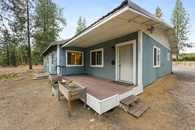19202 Cherokee Road, Bend, OR 97702 - Photo 6