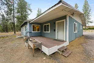 19202 Cherokee Rd, Bend, OR 97702 - Photo 6