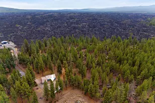 19202 Cherokee Rd, Bend, OR 97702 - Photo 36
