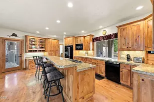 18211 Oregon Loop, Sunriver, OR 97707 - Photo 12