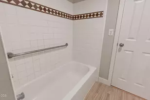 1690 NE Beacon Dr, Grants Pass, OR 97526 - Photo 26