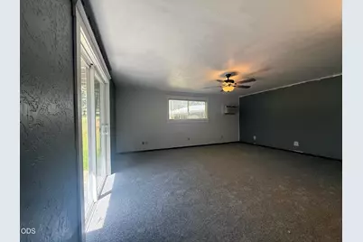 1570 Sleepy Hollow Loop, Grants Pass, OR 97527 - Photo 12