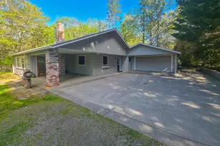 1570 Sleepy Hollow Loop, Grants Pass, OR 97527 - Photo 16