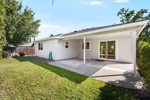 1672 Alexis Way, Medford, OR 97501 - Photo 18