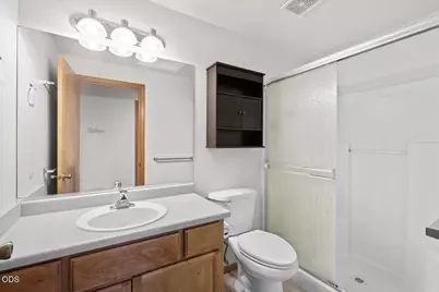 1672 Alexis Way, Medford, OR 97501 - Photo 10