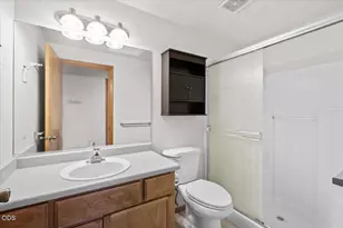 1672 Alexis Way, Medford, OR 97501 - Photo 10