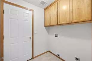 1672 Alexis Way, Medford, OR 97501 - Photo 8