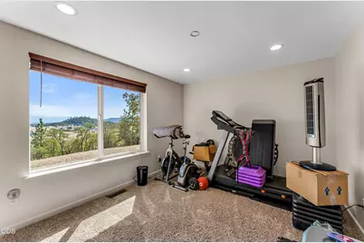 14819 Avalon Drive, White City, OR 97503 - Photo 20