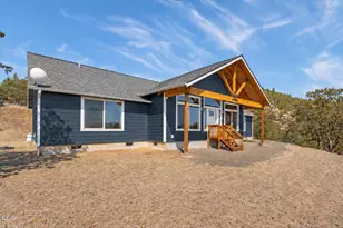 14819 Avalon Dr, White City, OR 97503 - Photo 2