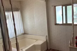 60916 Ashford Dr, Bend, OR 97702 - Photo 10
