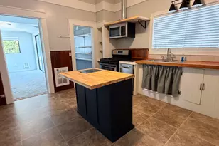 400 Wagner Creek Rd, Talent, OR 97540 - Photo 8