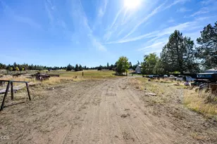 61330 Larsen Rd, Bend, OR 97702 - Photo 52