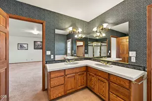 61330 Larsen Rd, Bend, OR 97702 - Photo 24