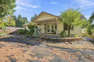 384 Wells Dr, Cave Junction, OR 97523 - Photo 30