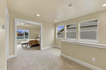 20597 SE Gemstone Avenue, Bend, OR 97702 - Photo 36
