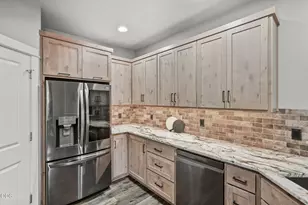 4105 SW Salmon Ave, Redmond, OR 97756 - Photo 12