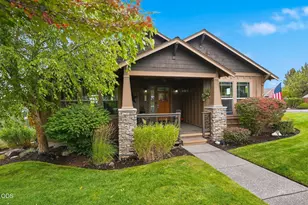 4105 SW Salmon Ave, Redmond, OR 97756 - Photo 1