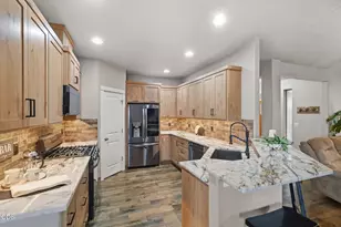 4105 SW Salmon Ave, Redmond, OR 97756 - Photo 10