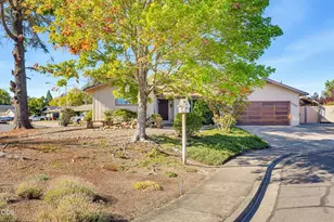 6090 Rock Way, Central Point, OR 97502 - Photo 6