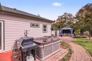 660 Valley Oak Blvd, Central Point, OR 97502 - Photo 30