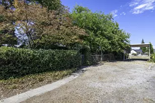 121 Elk St, Medford, OR 97501 - Photo 36