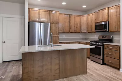 61589 Alstrup Road, Bend, OR 97702 - Photo 6