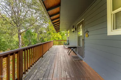 759 NW Bellevue Place, Grants Pass, OR 97526 - Photo 4