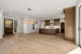 13334 SW Spirit Rock Dr, Powell Butte, OR 97753 - Photo 6