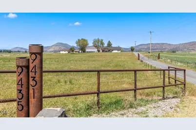 9431 Hill Road #9431 & 9435, Klamath Falls, OR 97603 - Photo 4