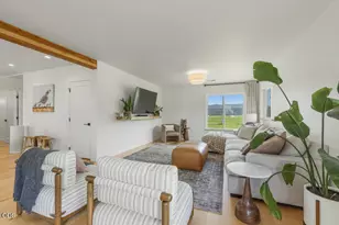 9431 Hill Rd, Klamath Falls, OR 97603 - Photo 10