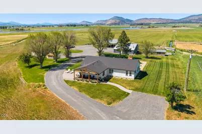 9431 Hill Road #9431 & 9435, Klamath Falls, OR 97603 - Photo 1