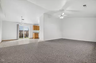 1911 Layla Dr, Medford, OR 97501 - Photo 10