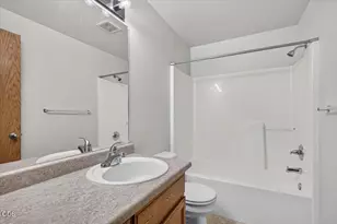 1911 Layla Dr, Medford, OR 97501 - Photo 28
