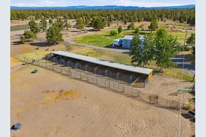 23525 Bear Creek Road, Bend, OR 97701 - Photo 18