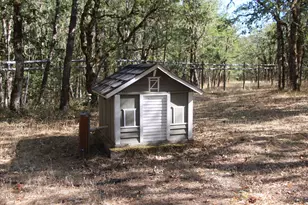 2452 Hugo Rd, Merlin, OR 97532 - Photo 30
