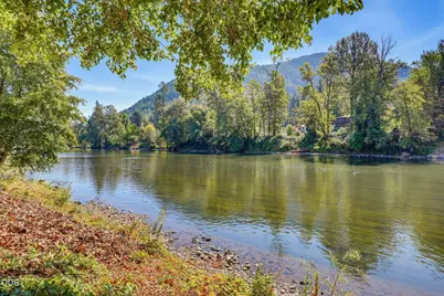 1935 SE Portola Drive, Grants Pass, OR 97526 - Photo 64