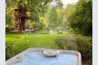 1935 SE Portola Drive, Grants Pass, OR 97526 - Photo 50