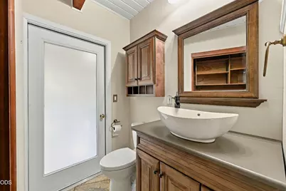56222 Solar Drive, Bend, OR 97707 - Photo 32
