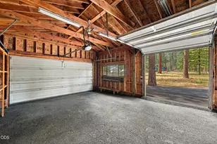 56222 Solar Dr, Bend, OR 97707 - Photo 34