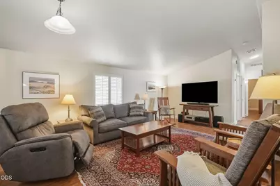 148 N Wheeler Loop, Sisters, OR 97759 - Photo 6