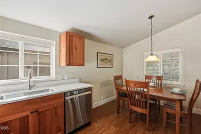 148 N Wheeler Loop, Sisters, OR 97759 - Photo 8