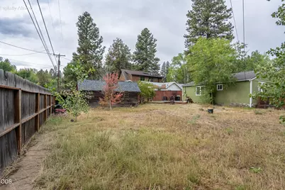1345 NW Jacksonville Avenue, Bend, OR 97703 - Photo 28