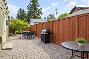 1345 NW Jacksonville Ave, Bend, OR 97703 - Photo 20