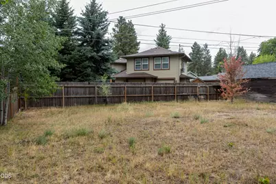 1345 NW Jacksonville Avenue, Bend, OR 97703 - Photo 36