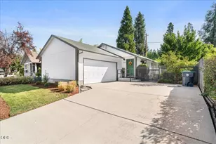 526 Bessie St, Medford, OR 97504 - Photo 18