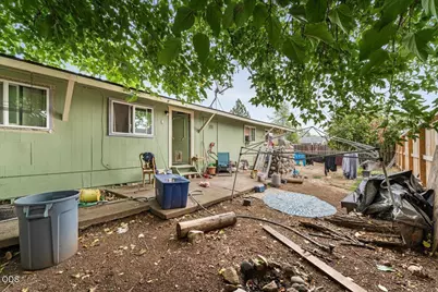 8254 Kimberly Court, White City, OR 97503 - Photo 20