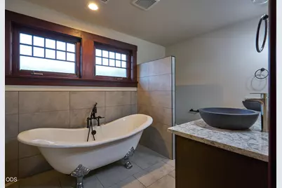 1068 E Main Street, Ashland, OR 97520 - Photo 56